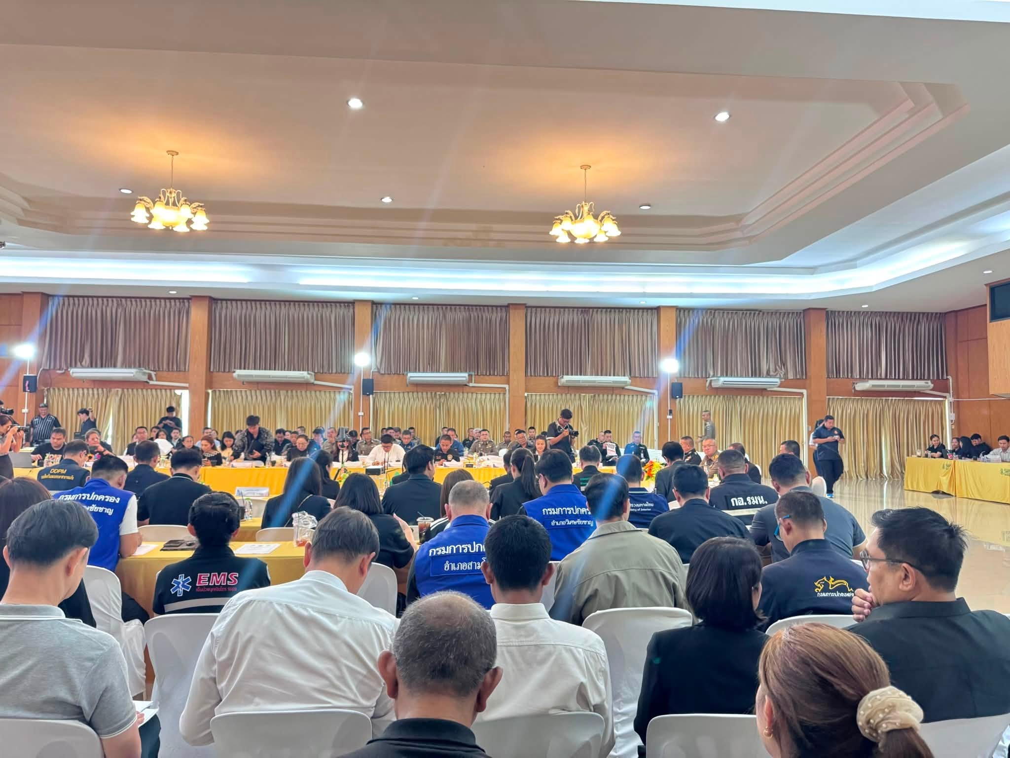 title - ประชุมเตรียมการรับเสด็จทูลกระหม่อมหญิงอุบลรัตนราชกัญญา สิริวัฒนาพรรณวดีในวโรกาสเสด็จเยี่ยมและติดตามผลการดำเนินงาน โครงการ TO BE NUMBER ONE จังหวัดอ่างทอง 